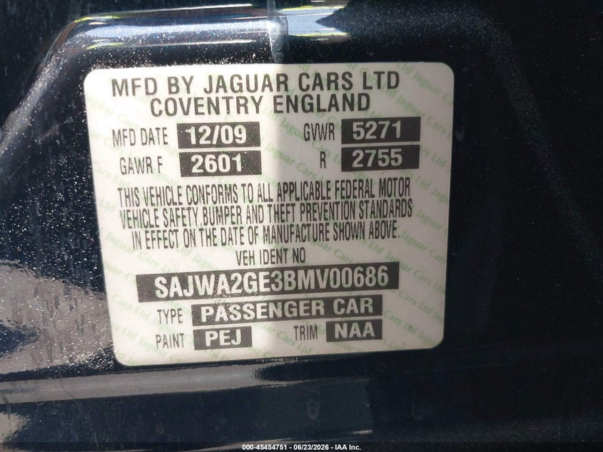 2011 Jaguar Xj VIN SAJWA2GE3BMV00686 IAAI salvage auction — UNKNOWN, Salvage Certificate (California), sold $1,050 on 2026-07-10 (photo 9)