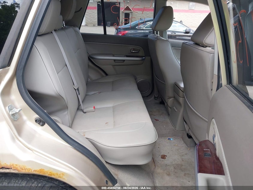 2012 Suzuki Grand vitara VIN JS3TD0D76C4100045 IAAI salvage auction — NORMAL WEAR, Original (Maine), sold $975 on 2026-07-27 (photo 8)