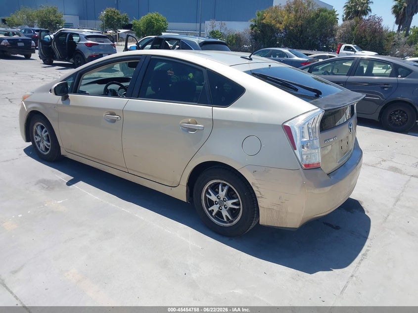 2010 Toyota Prius VIN JTDKN3DU9A1006979 IAAI salvage auction — NORMAL WEAR, Salvage (California), sold $950 on 2026-07-29 (photo 3)