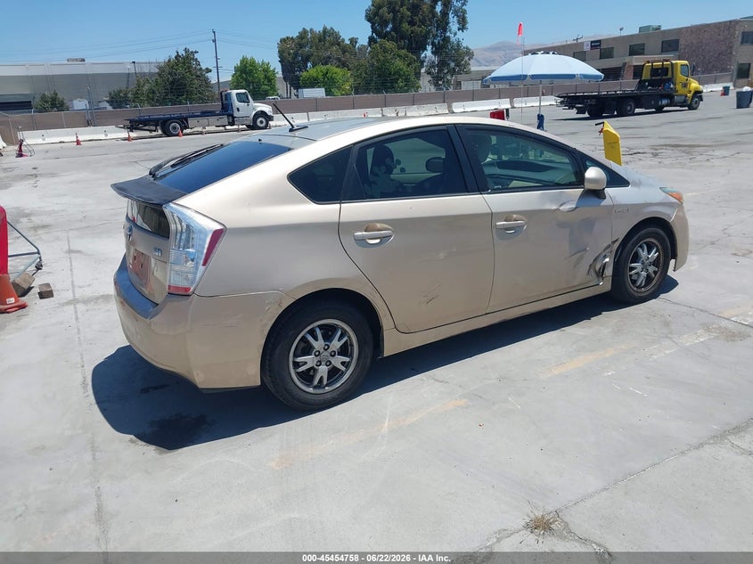 2010 Toyota Prius VIN JTDKN3DU9A1006979 IAAI salvage auction — NORMAL WEAR, Salvage (California), sold $950 on 2026-07-29 (photo 4)