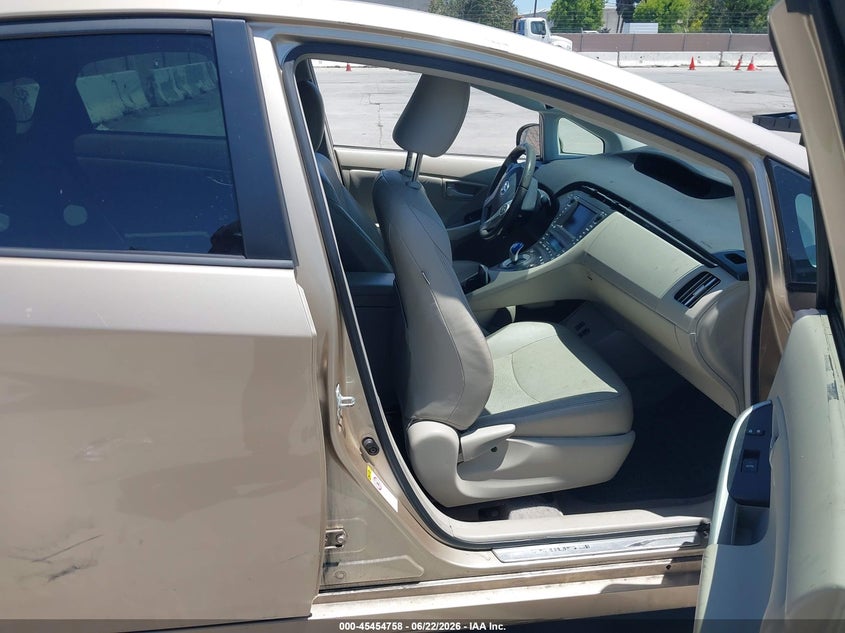 2010 Toyota Prius VIN JTDKN3DU9A1006979 IAAI salvage auction — NORMAL WEAR, Salvage (California), sold $950 on 2026-07-29 (photo 5)