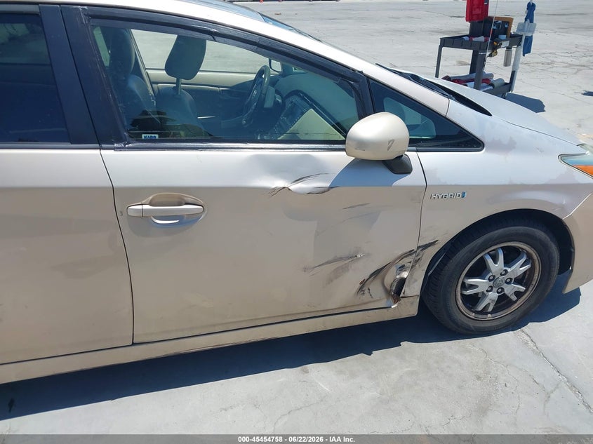 2010 Toyota Prius VIN JTDKN3DU9A1006979 IAAI salvage auction — NORMAL WEAR, Salvage (California), sold $950 on 2026-07-29 (photo 6)