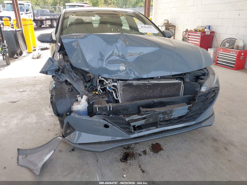 2021 Hyundai Elantra VIN KMHLM4AG0MU072735 IAAI salvage auction — RIGHT FRONT, Bill Of Sale (Washington), sold $1,600 on 2026-07-11 (photo 6)