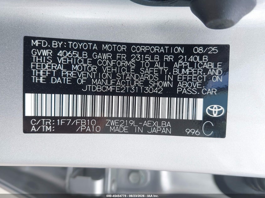 2026 Toyota Corolla VIN JTDBCMFE2T3113042 IAAI salvage auction — RIGHT SIDE, Salvage Title, sold $10,800 on 2026-07-24 (photo 9)