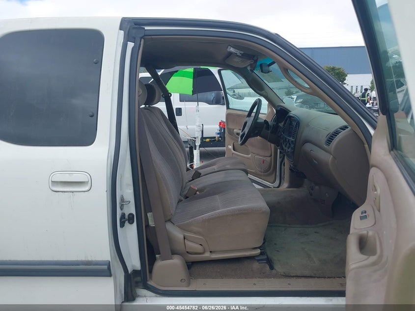 2001 Toyota Tundra VIN 5TBRT34151S170008 IAAI salvage auction — SIDE, Salvage (California), sold $1,700 on 2026-07-09 (photo 5)