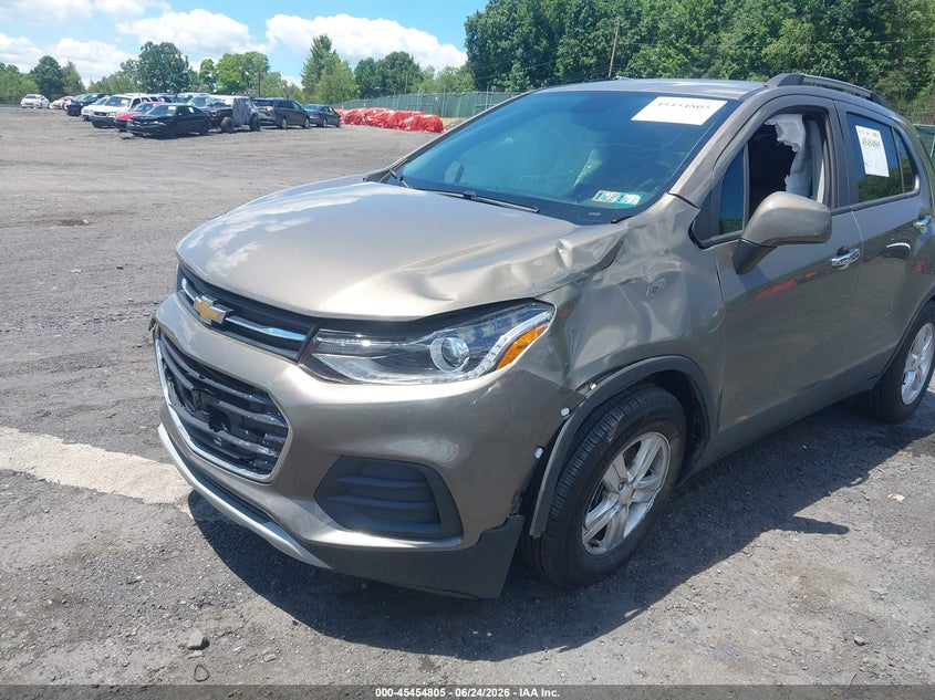 2021 Chevrolet Trax VIN KL7CJPSB0MB357557 IAAI salvage auction — FRONT & REAR, Salvage Title, sold $2,300 on 2026-07-28 (photo 6)