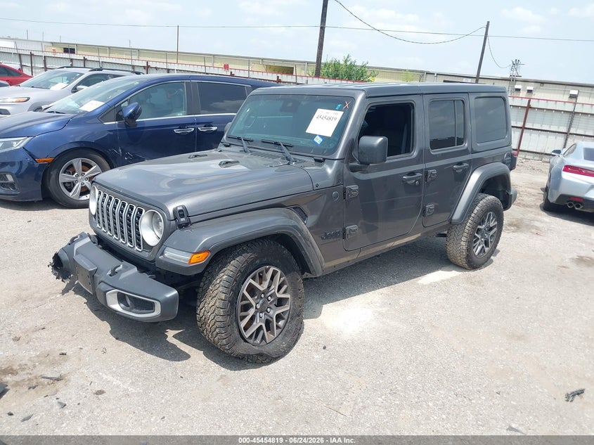 2025 Jeep Wrangler / VIN 1C4PJXEG2SW567949 IAAI salvage auction — RIGHT FRONT, Original (Texas), sold $19,600 on 2026-09-23 (photo 2)