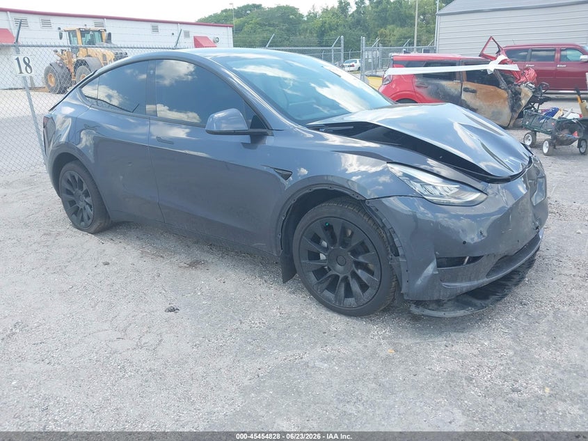 2022 Tesla Model y VIN 7SAYGDEE1NF306954 — IAAI salvage auction photo