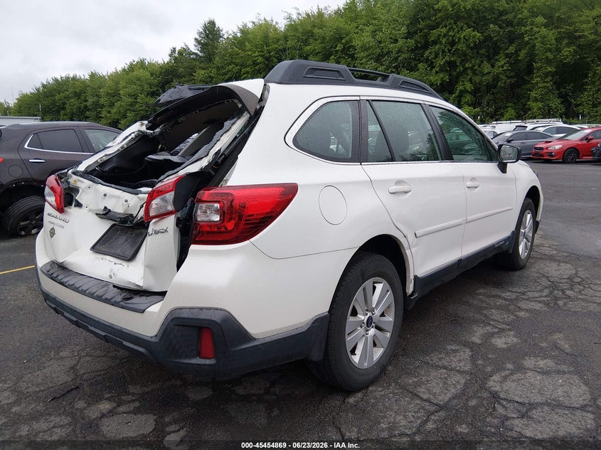 2019 Subaru Outback VIN 4S4BSABC2K3388149 IAAI salvage auction — ROOF, Salvage (Connecticut), sold $775 on 2026-07-30 (photo 4)