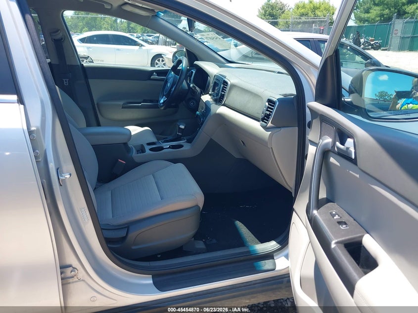 2017 Kia Sportage VIN KNDPMCAC2H7238237 IAAI salvage auction — FRONT END, Salvage (Kentucky), sold $2,350 on 2026-07-22 (photo 5)