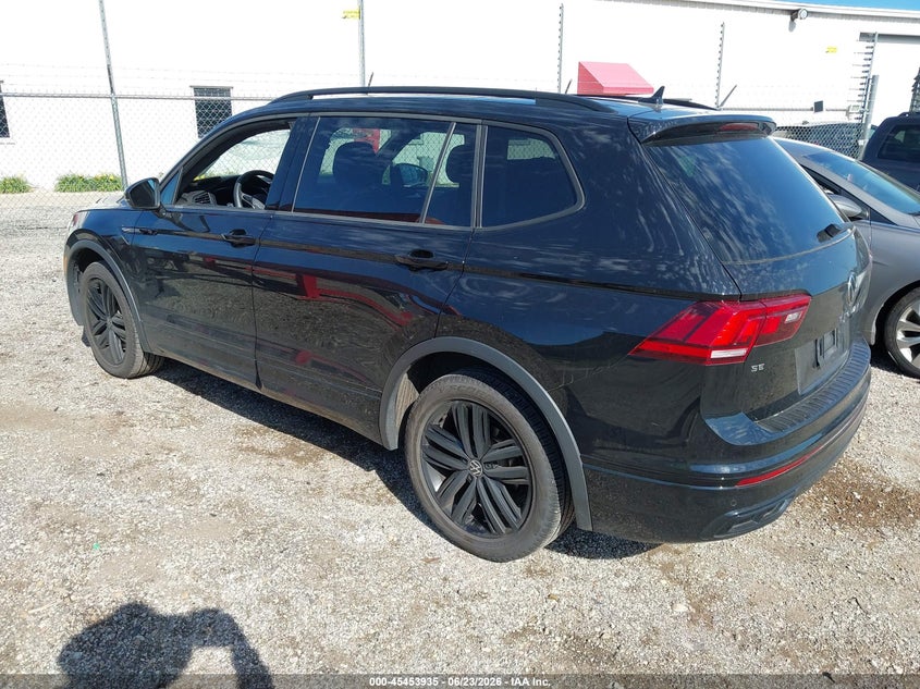 2022 Volkswagen Tiguan VIN 3VV8B7AX1NM169256 IAAI salvage auction — STORM DAMAGE, Salvage (Illinois), sold $12,800 on 2026-07-30 (photo 3)
