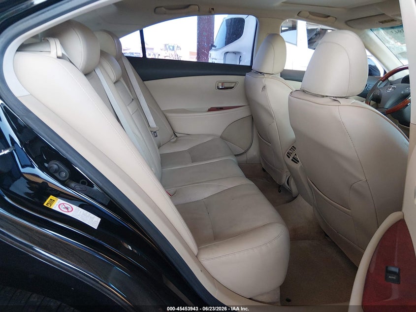 2007 Lexus Es 350 VIN JTHBJ46G372049742 IAAI salvage auction — NORMAL WEAR, Clear-Dealer Only (Arizona), sold $1,800 on 2026-07-07 (photo 8)