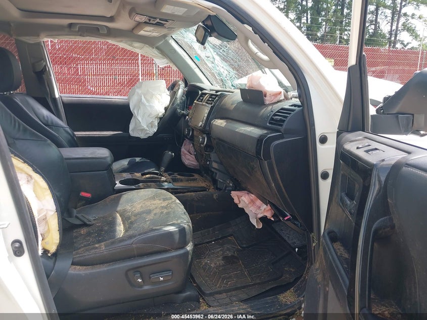 2020 Toyota 4runner VIN JTEZU5JR0L5220523 IAAI salvage auction — LEFT & RIGHT, Salvage (Texas), sold $4,250 on 2026-07-23 (photo 5)