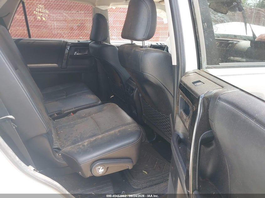 2020 Toyota 4runner VIN JTEZU5JR0L5220523 IAAI salvage auction — LEFT & RIGHT, Salvage (Texas), sold $4,250 on 2026-07-23 (photo 8)