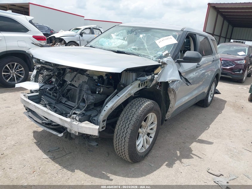2021 Ford Explorer VIN 1FMSK7BH6MGB43509 IAAI salvage auction — FRONT END, Salvage Title, sold $1,850 on 2026-08-01 (photo 2)