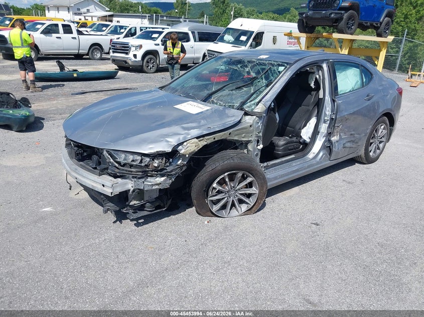 2019 Acura Tlx VIN 19UUB1F34KA000052 IAAI salvage auction — SIDE, Salvage Title, sold $925 on 2026-08-02 (photo 2)