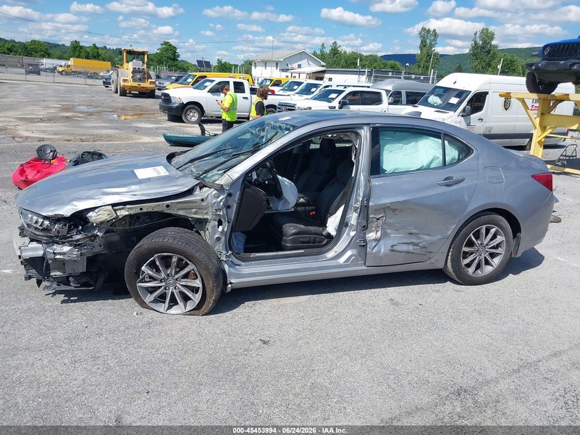 2019 Acura Tlx VIN 19UUB1F34KA000052 IAAI salvage auction — SIDE, Salvage Title, sold $925 on 2026-08-02 (photo 6)