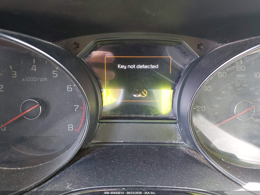 2015 Kia SEDONA VIN KNDMC5C1XF6053482 IAAI salvage auction — FRONT END, Clear (Louisiana), sold $1,000 on 2026-07-07 (photo 7)