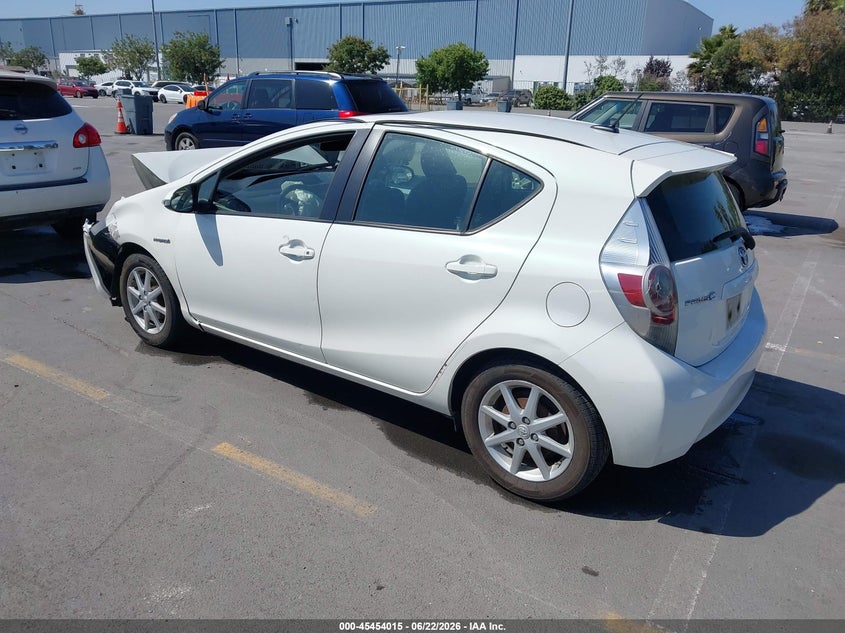 2012 Toyota Prius c VIN JTDKDTB32C1007665 IAAI salvage auction — NORMAL WEAR, Salvage (California), sold $1,525 on 2026-07-06 (photo 3)