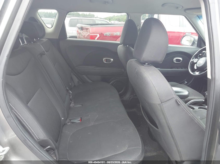 2014 Kia Soul VIN KNDJN2A28E7016513 IAAI salvage auction — NORMAL WEAR, Clear (Massachusetts), sold $750 on 2026-07-24 (photo 8)
