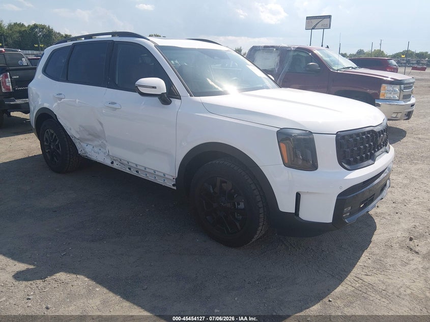 2025 Kia Telluride VIN 5XYP5DGC4SG691120 IAAI salvage auction — SIDE, Salvage (Arkansas), sold $22,300 on 2026-08-01 (photo 1)