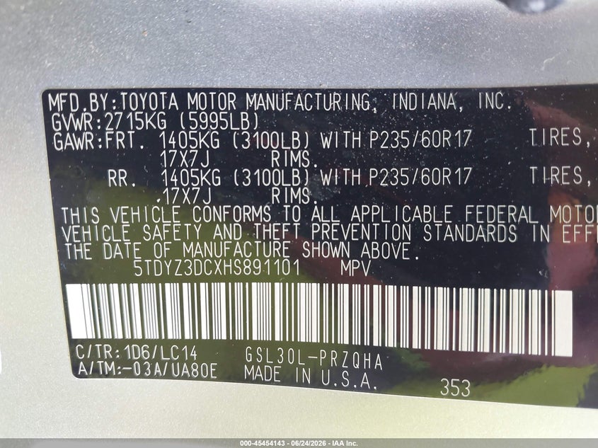 2017 Toyota Sienna VIN 5TDYZ3DCXHS891101 IAAI salvage auction — SIDE, Salvage (North Carolina), sold $2,900 on 2026-07-23 (photo 9)