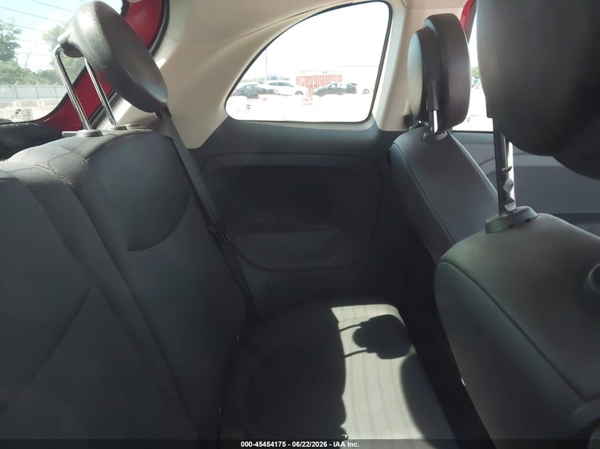 2015 Fiat 500 VIN 3C3CFFAR5FT520111 IAAI salvage auction — LEFT REAR, Salvage (Illinois), sold $300 on 2026-08-11 (photo 8)