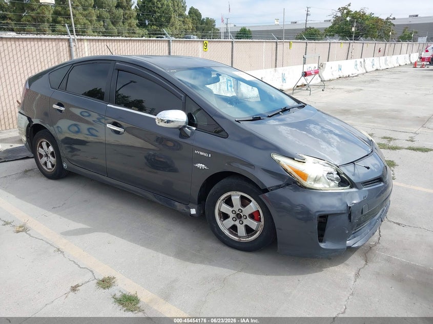 2013 Toyota Prius VIN JTDKN3DU9D1673331 IAAI salvage auction — SIDE, Salvage (California), sold $1,400 on 2026-07-13 (photo 1)