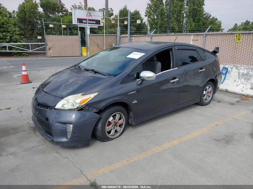 2013 Toyota Prius VIN JTDKN3DU9D1673331 IAAI salvage auction — SIDE, Salvage (California), sold $1,400 on 2026-07-13 (photo 2)
