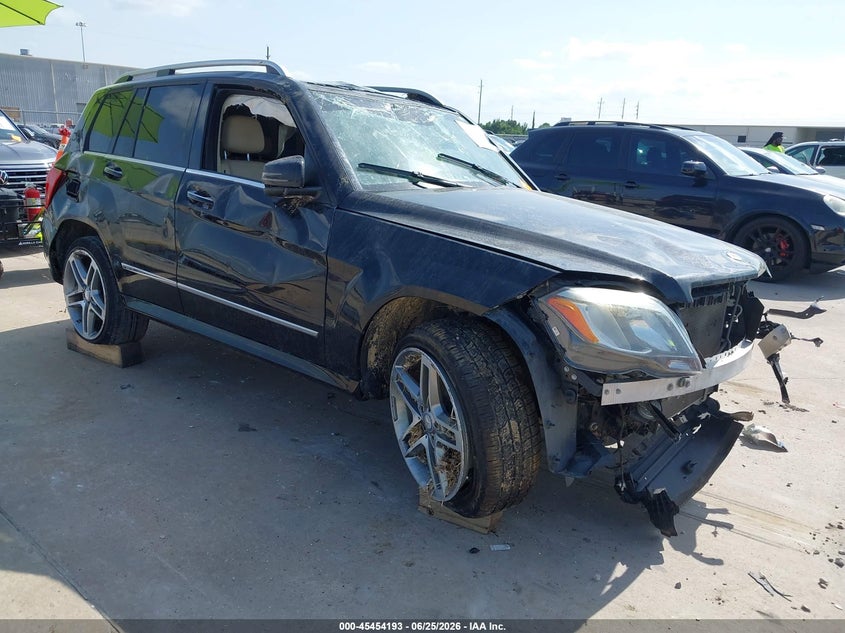2014 Mercedes-benz Glk-klasse VIN WDCGG5HB7EG178395 IAAI salvage auction — ROLLOVER, Salvage (Texas), sold $1,800 on 2026-08-05 (photo 1)