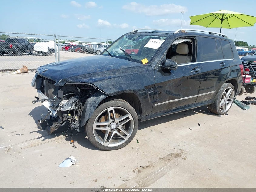 2014 Mercedes-benz Glk-klasse VIN WDCGG5HB7EG178395 IAAI salvage auction — ROLLOVER, Salvage (Texas), sold $1,800 on 2026-08-05 (photo 2)