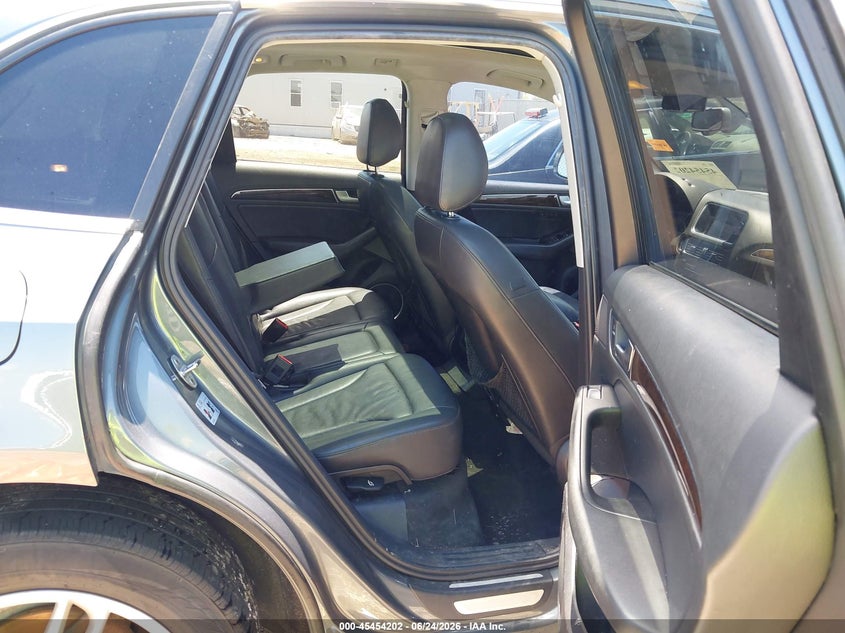 2013 Audi Q5 VIN WA1LFAFPXDA009630 IAAI salvage auction — RIGHT FRONT, Salvage Title, sold $2,500 on 2026-07-16 (photo 8)