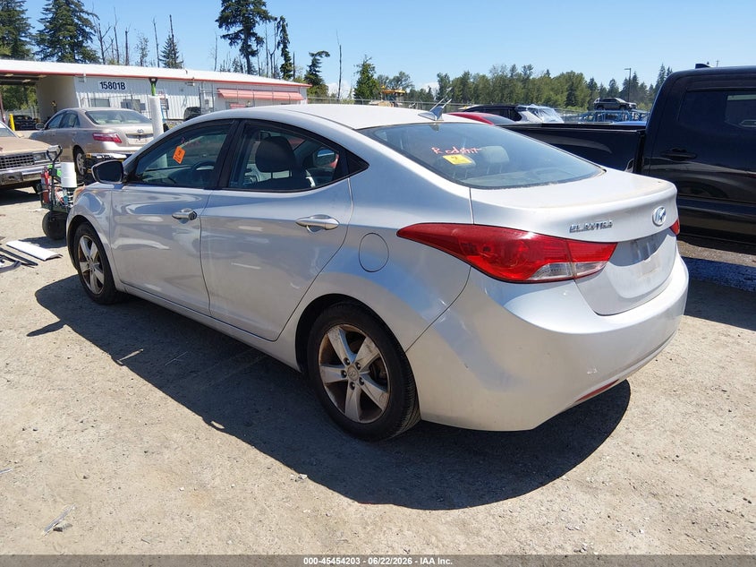 2013 Hyundai Elantra VIN KMHDH4AE5DU816840 IAAI salvage auction — NORMAL WEAR, Clear (Washington), sold $375 on 2026-07-29 (photo 3)