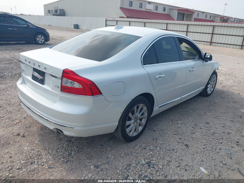 2015 Volvo S80 VIN YV126MAD2F1184595 IAAI salvage auction — FRONT END, Wait Title, sold $2,050 on 2026-08-20 (photo 4)