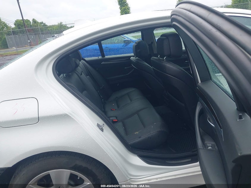 2013 BMW 5er VIN WBAXH5C52DD113973 IAAI salvage auction — FRONT END, Salvage (Virginia), sold $1,350 on 2026-07-20 (photo 8)