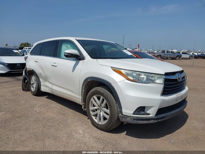 2016 Toyota Highlander VIN 5TDBKRFH9GS256486 IAAI salvage auction — RIGHT SIDE, Salvage (Texas), sold $2,350 on 2026-07-28 (photo 1)
