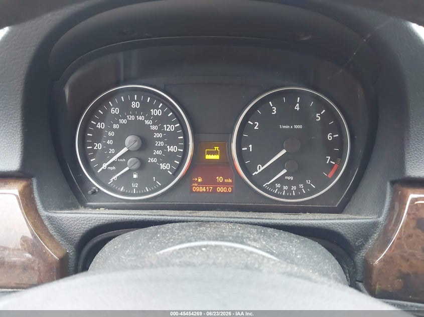 2006 BMW 3er VIN WBAVD33556KV64286 IAAI salvage auction — NORMAL WEAR, Clear (Pennsylvania), sold $550 on 2026-07-31 (photo 7)