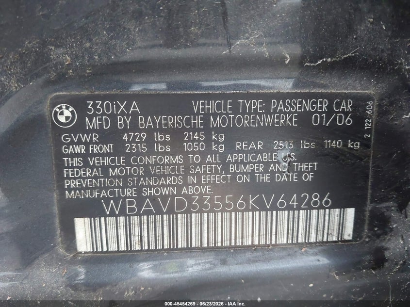 2006 BMW 3er VIN WBAVD33556KV64286 IAAI salvage auction — NORMAL WEAR, Clear (Pennsylvania), sold $550 on 2026-07-31 (photo 9)