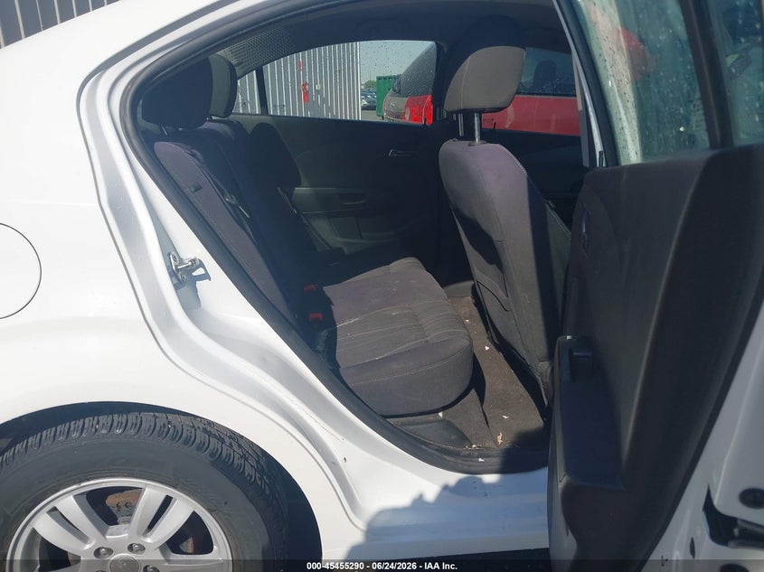 2014 Chevrolet SONIC VIN 1G1JC5SG6E4112121 IAAI salvage auction — NORMAL WEAR, Clear (Utah), sold $325 on 2026-07-09 (photo 8)