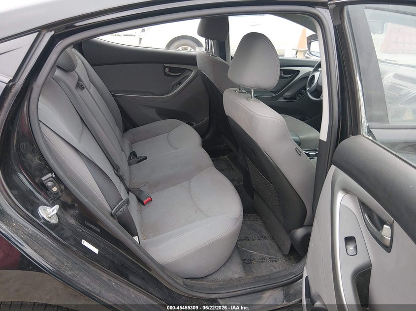 2016 Hyundai Elantra VIN KMHDH4AE2GU607463 IAAI salvage auction — NORMAL WEAR, Salvage Title, sold $975 on 2026-07-20 (photo 8)
