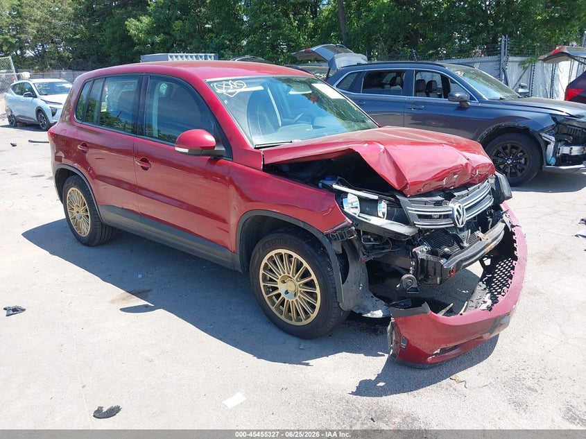 2012 Volkswagen Tiguan VIN WVGBV7AX1CW001380 IAAI salvage auction — FRONT END, Mv-907A (New York), sold $425 on 2026-08-04 (photo 1)