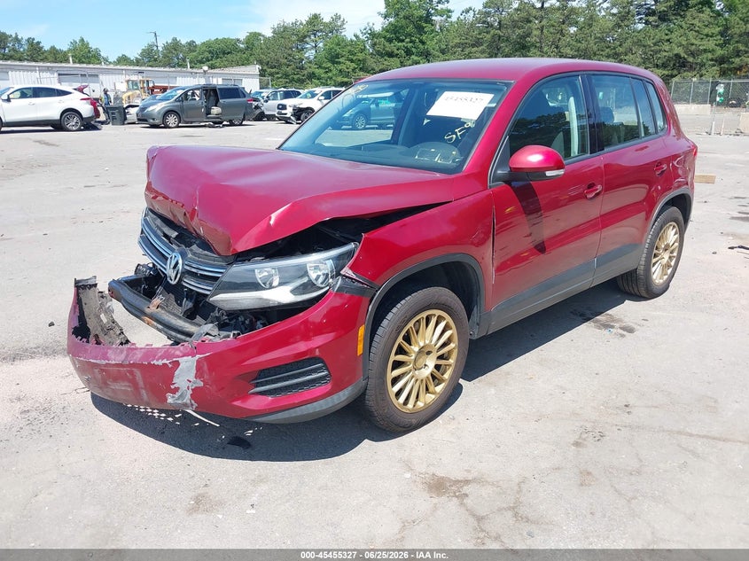 2012 Volkswagen Tiguan VIN WVGBV7AX1CW001380 IAAI salvage auction — FRONT END, Mv-907A (New York), sold $425 on 2026-08-04 (photo 2)
