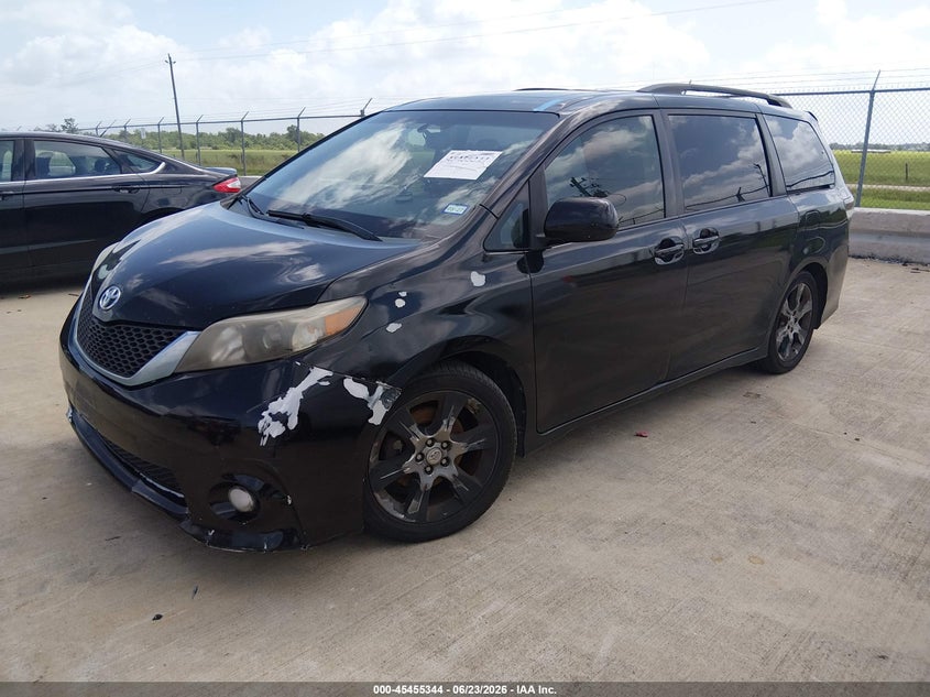 2012 Toyota Sienna VIN 5TDXK3DC1CS188270 IAAI salvage auction — FRONT & REAR, Salvage (Texas), sold $1,900 on 2026-07-10 (photo 2)