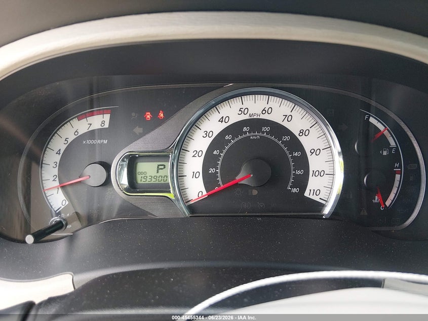 2012 Toyota Sienna VIN 5TDXK3DC1CS188270 IAAI salvage auction — FRONT & REAR, Salvage (Texas), sold $1,900 on 2026-07-10 (photo 7)