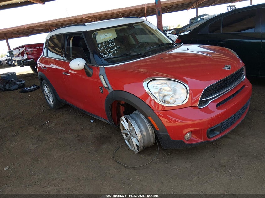 2015 Mini Countryman VIN WMWZC3C5XFWT06312 IAAI salvage auction — RIGHT FRONT, Salvage (Arizona), sold $800 on 2026-07-10 (photo 1)