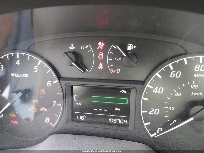2014 Nissan Sentra VIN 3N1AB7AP4EY211592 IAAI salvage auction — FRONT & REAR, Salvage Title, sold $25 on 2026-07-22 (photo 7)