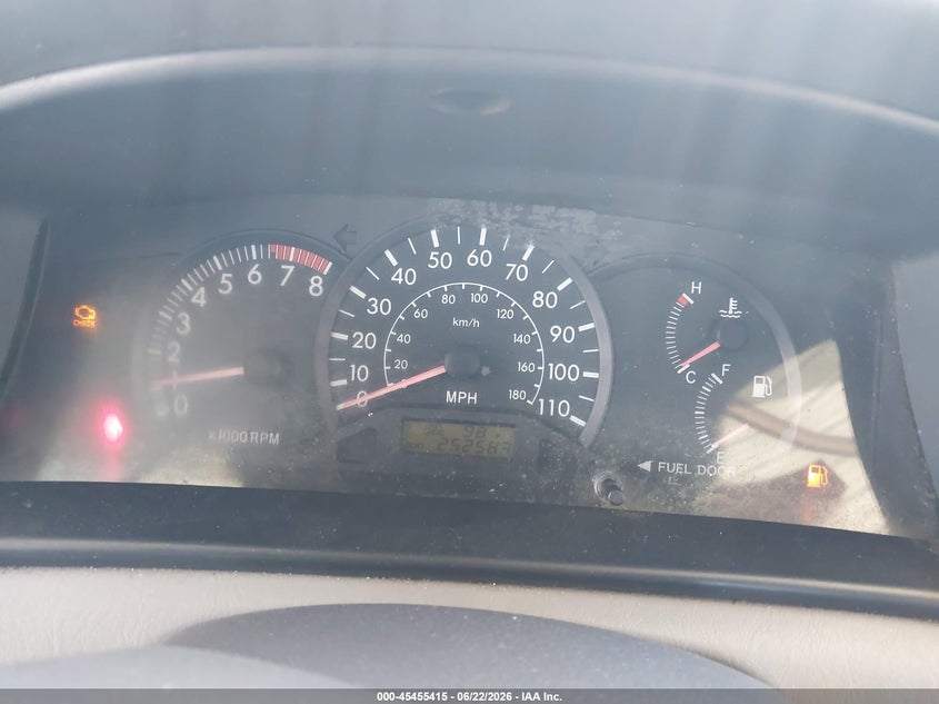 2003 Toyota Corolla VIN JTDBR32E730012384 IAAI salvage auction — NORMAL WEAR, Clear (Florida), sold $675 on 2026-07-28 (photo 7)