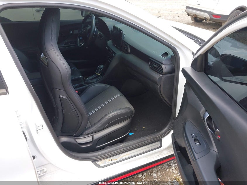 2022 Hyundai Veloster VIN KMHT36AH4NU013776 IAAI salvage auction — FRONT END, Salvage (Pennsylvania), sold $5,000 on 2026-07-14 (photo 5)