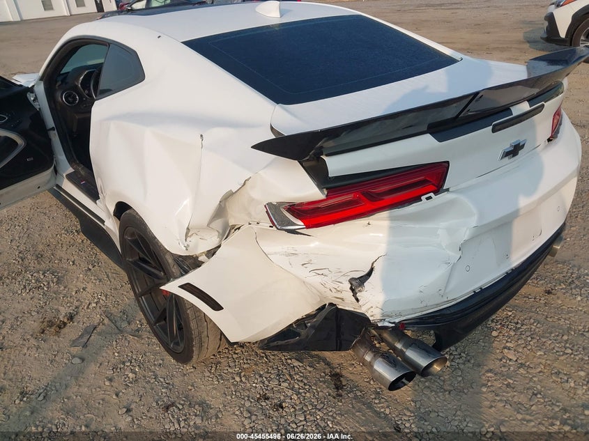 2017 Chevrolet Camaro VIN 1G1FH1R76H0102772 IAAI salvage auction — RIGHT FRONT, Salvage (North Carolina), sold $7,600 on 2026-07-31 (photo 6)