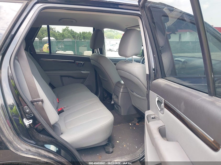 2012 Hyundai Santa fe VIN 5XYZGDAB2CG101937 IAAI salvage auction — NORMAL WEAR, Clear (Maryland), sold $1,025 on 2026-07-16 (photo 8)